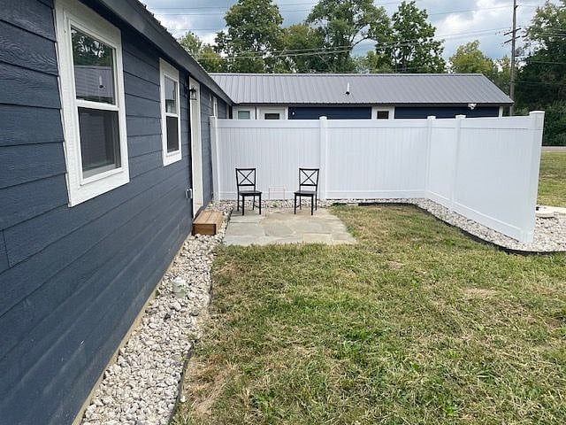 Furnished Finder property 610741_2 photo 9