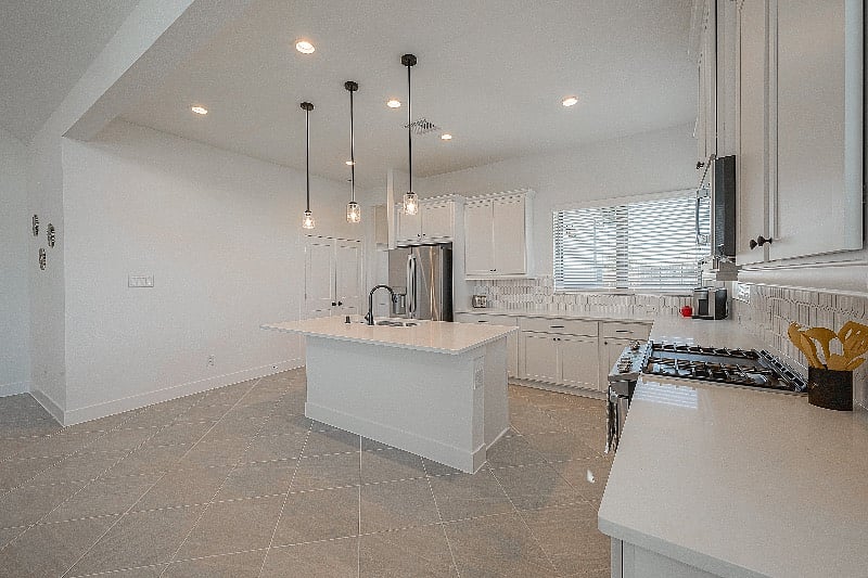 Furnished Finder property 610777_1 photo 11