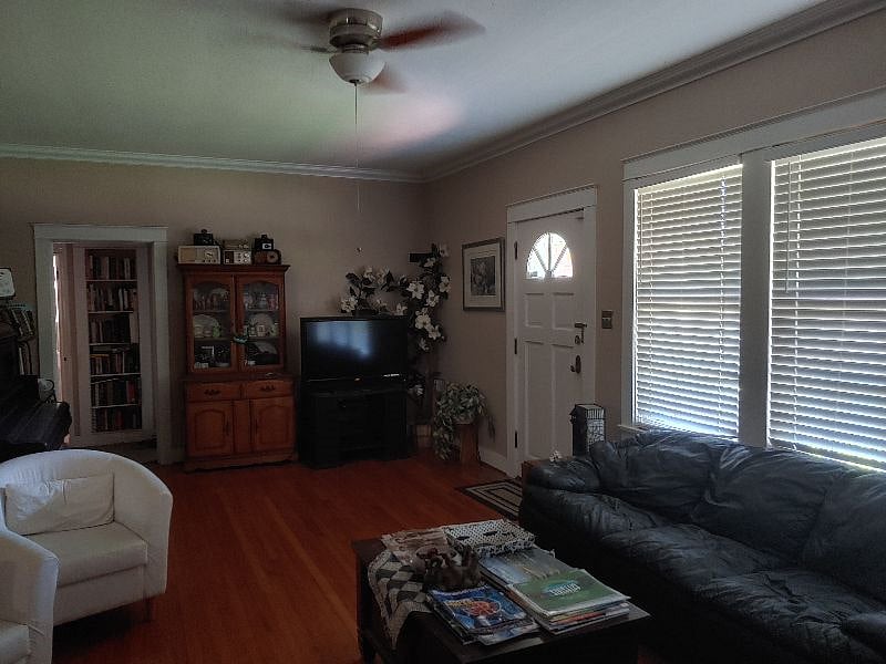 Furnished Finder property 610842_1 photo 8