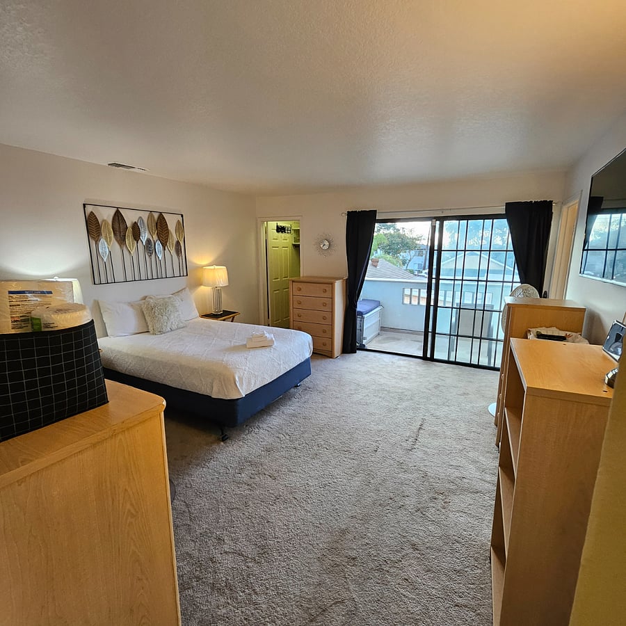 Furnished Finder property 610854_1 photo 3