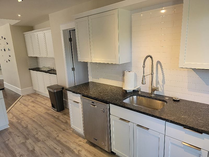 Furnished Finder property 610883_1 photo 4