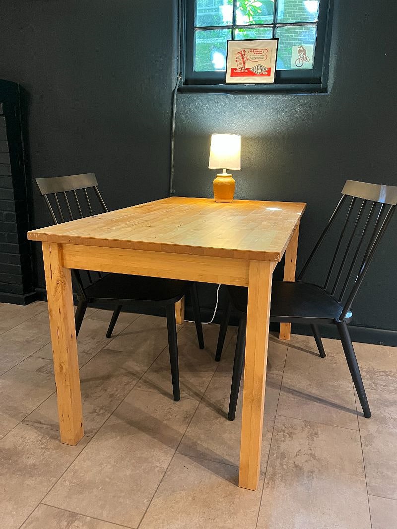 Eat in kitchen area 