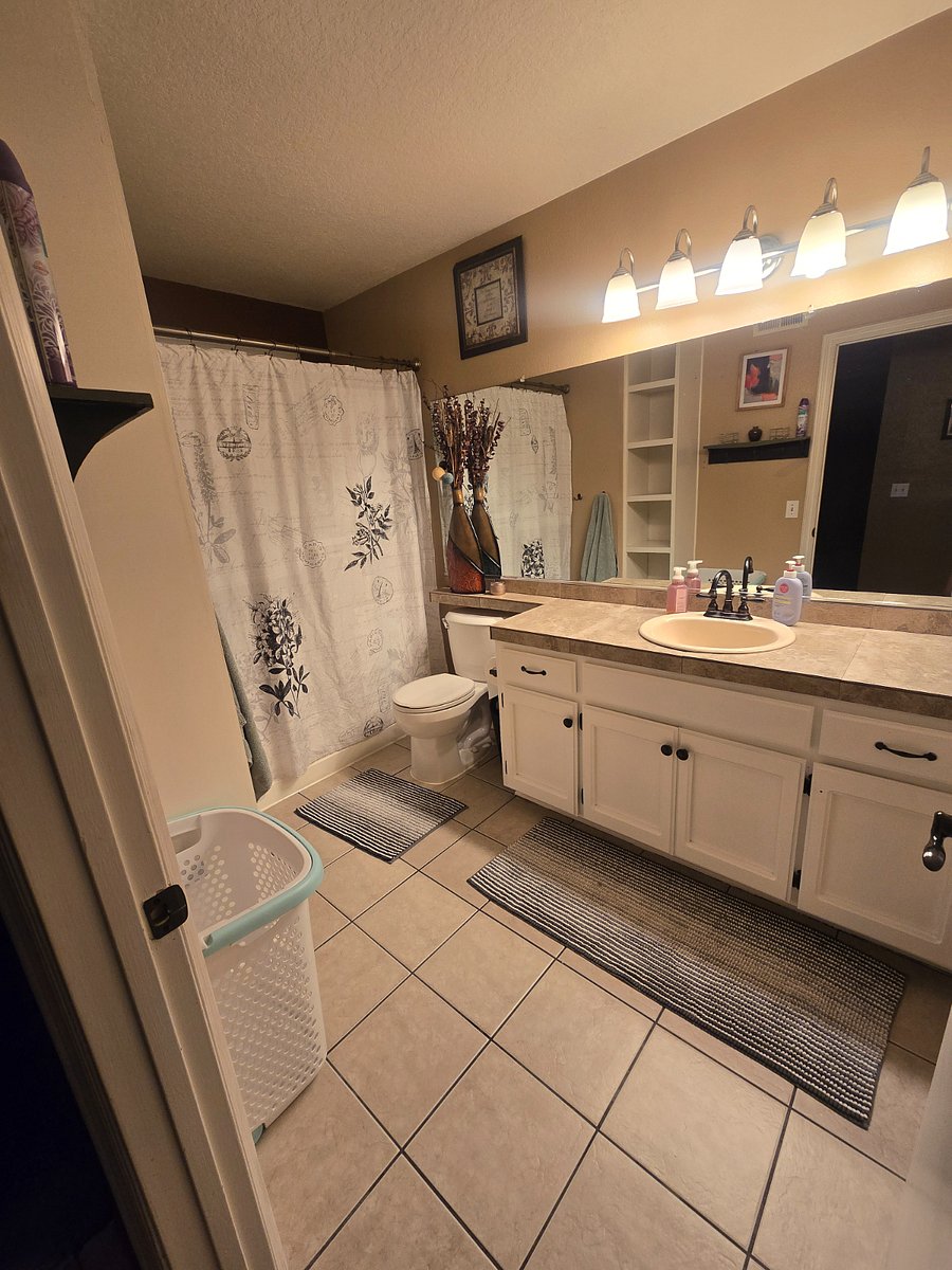 Furnished Finder property 611003_1 photo 8