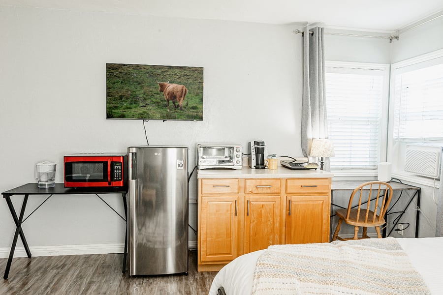 Primary bedroom kitchenette