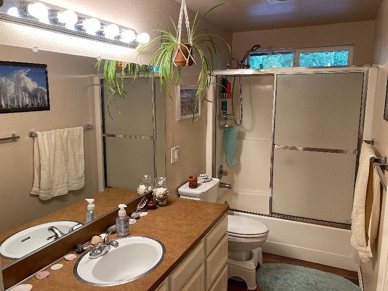 Guest bathroom