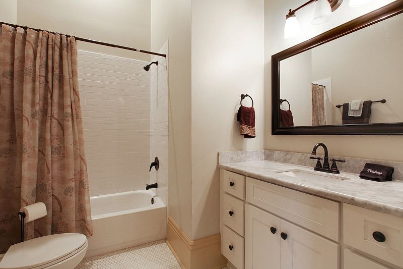 Front bathroom with full bath - beween BR 1 & 2