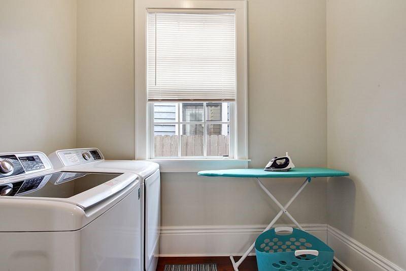 Fully equipped laundry room