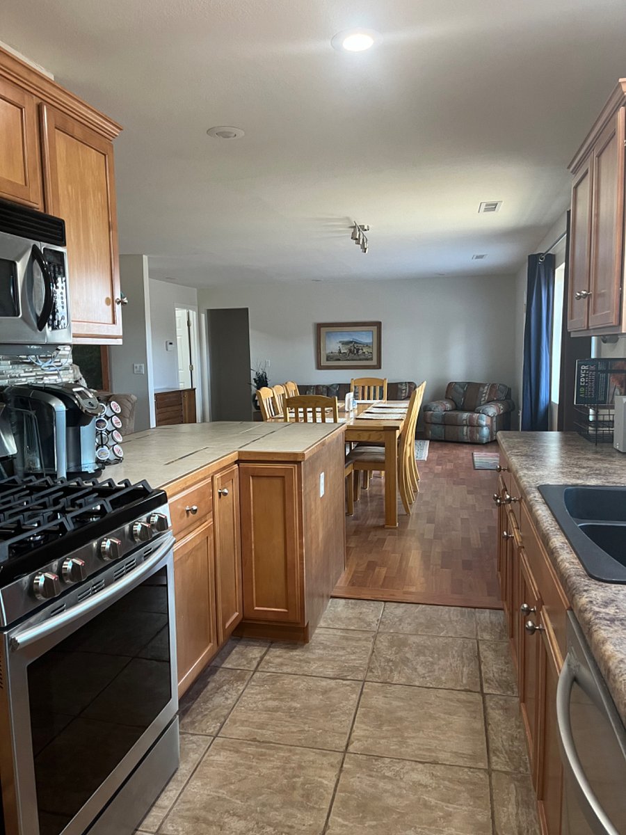Furnished Finder property 611206_2 photo 16