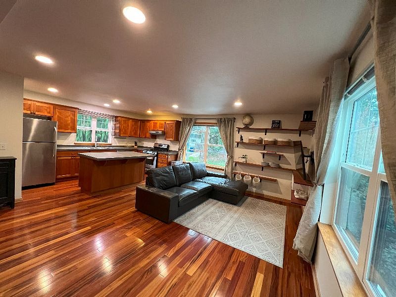 Furnished Finder property 611288_1 photo 4