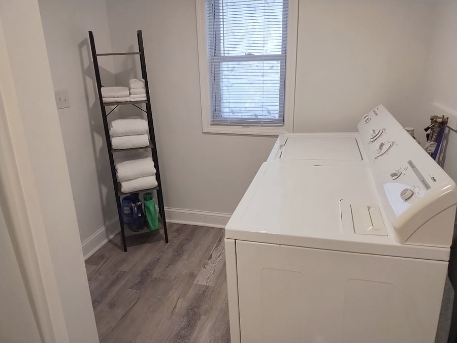 Furnished Finder property 611308_1 photo 13