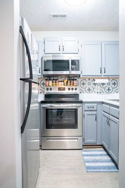 Furnished Finder property 611356_1 photo 15