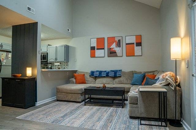 Furnished Finder property 611356_1 photo 20