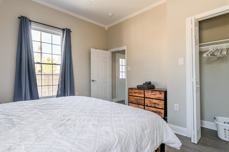 Furnished Finder property 611361_4 photo 9