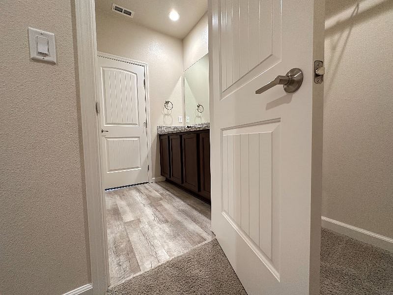 Furnished Finder property 611433_3 photo 16
