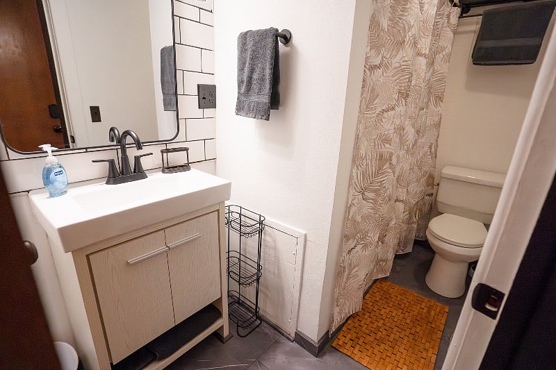Fully remodeled bathroom