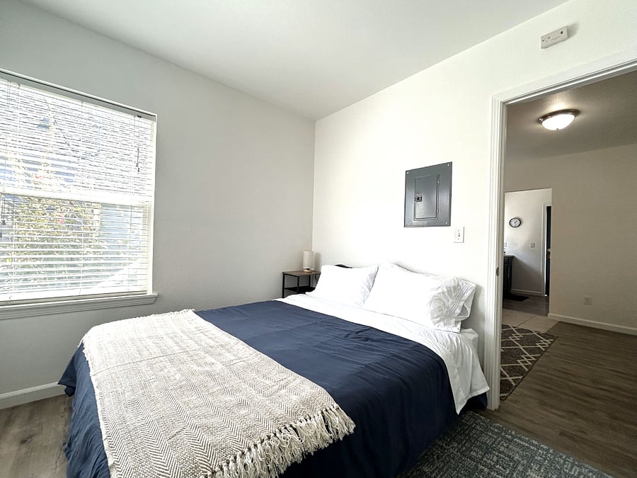 Furnished Finder property 611535_2 photo 12