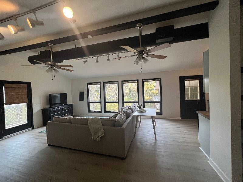 Furnished Finder property 611586_1 photo 13