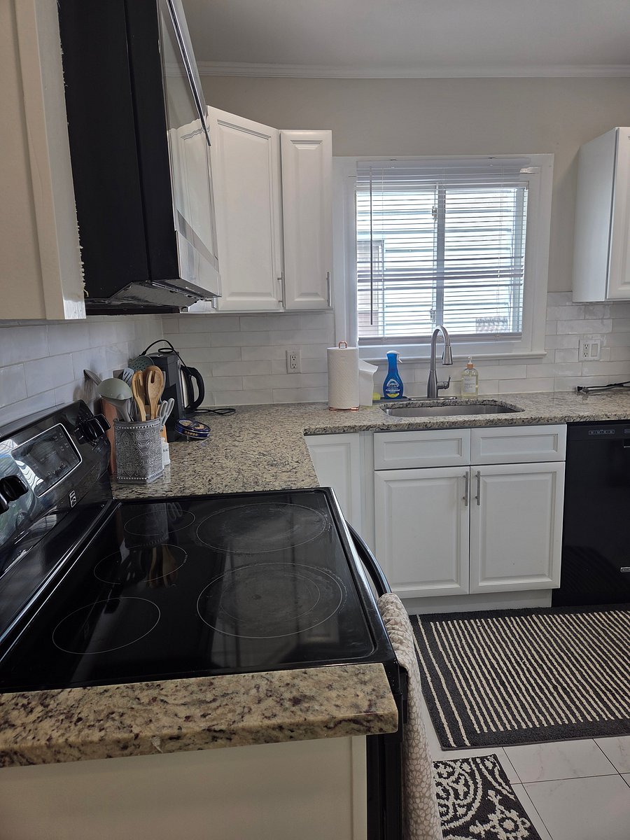 Furnished Finder property 611590_1 photo 21