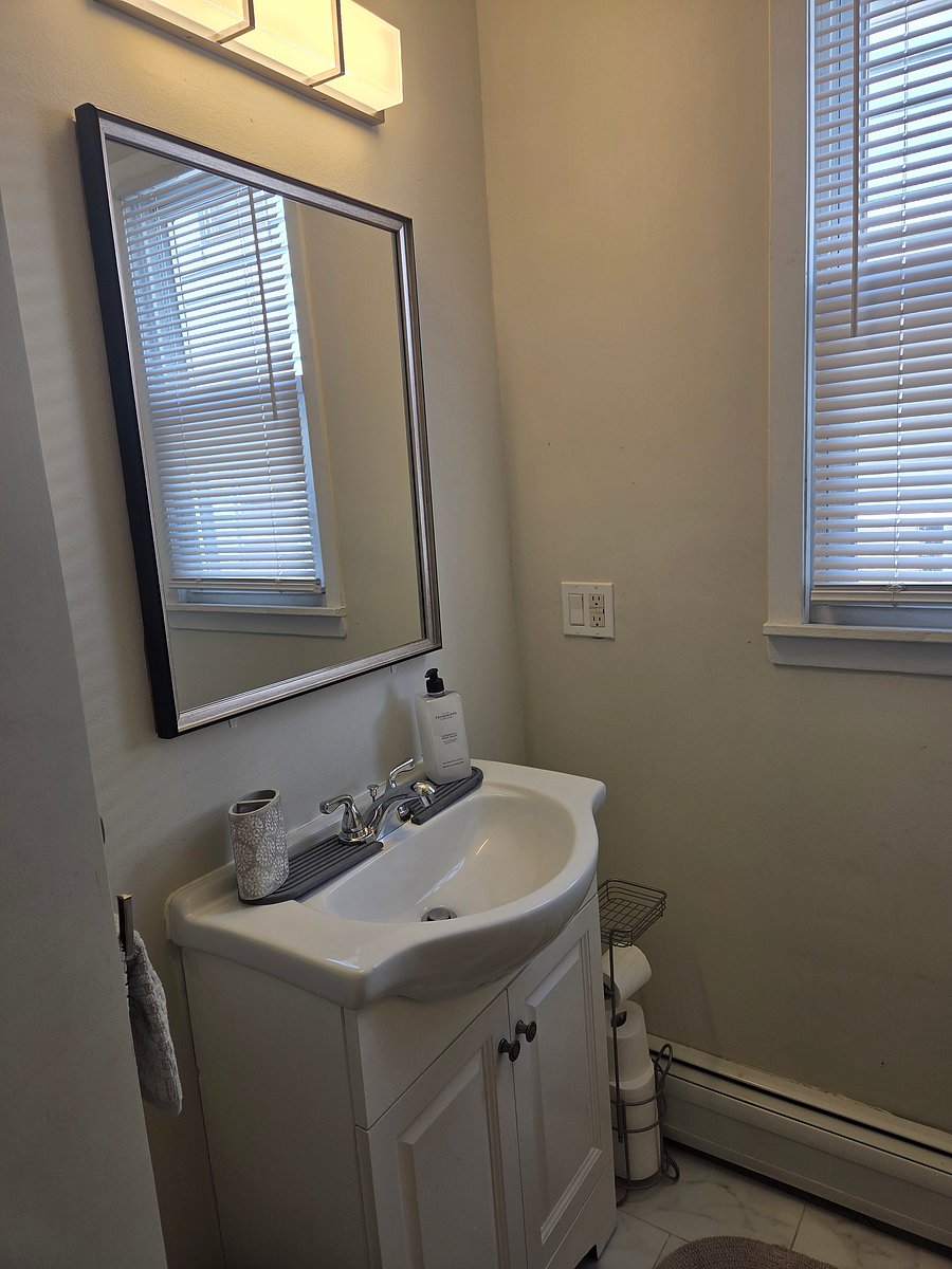 Furnished Finder property 611590_1 photo 25
