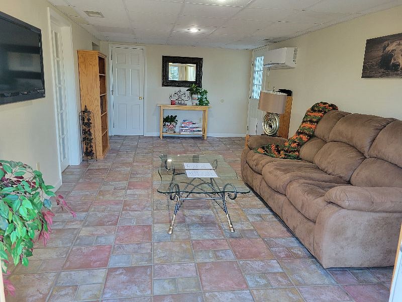 Furnished Finder property 611666_1 photo 3