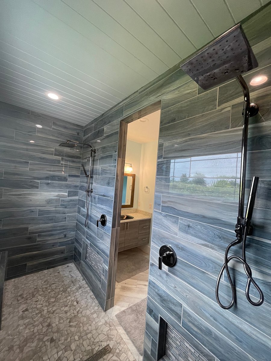 Master shower