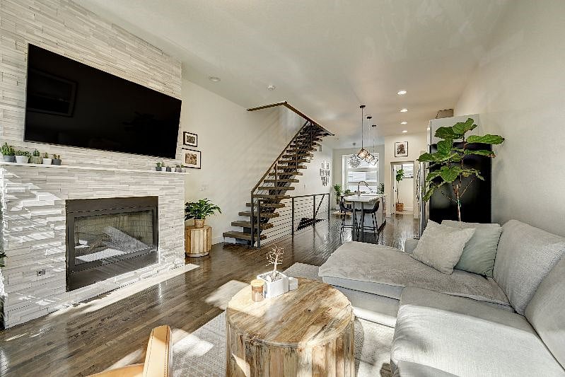 Furnished Finder property 611693_1 photo 21