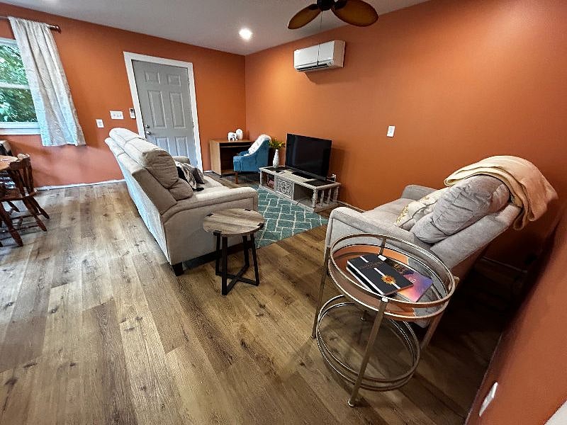 Furnished Finder property 611713_1 photo 3