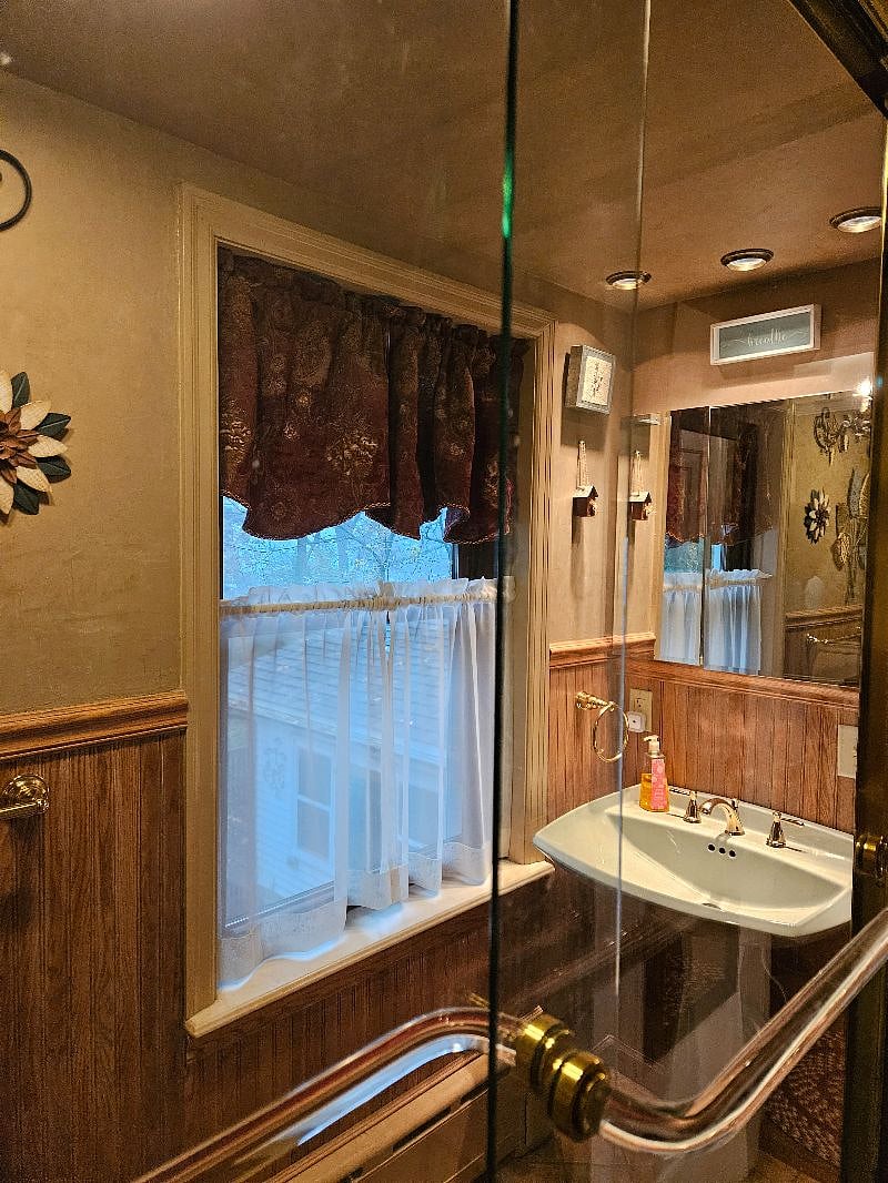 Furnished Finder property 611801_1 photo 6