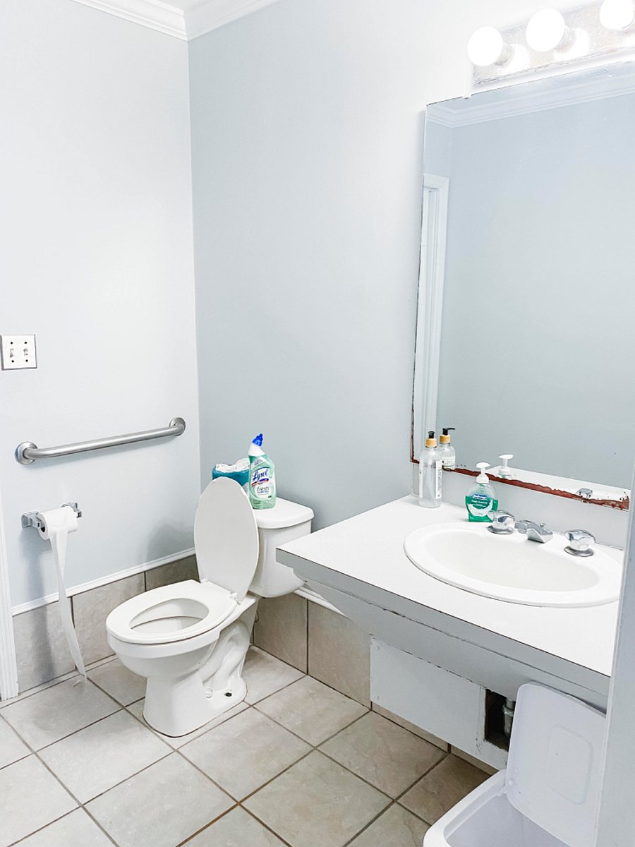 Womens Bathroom