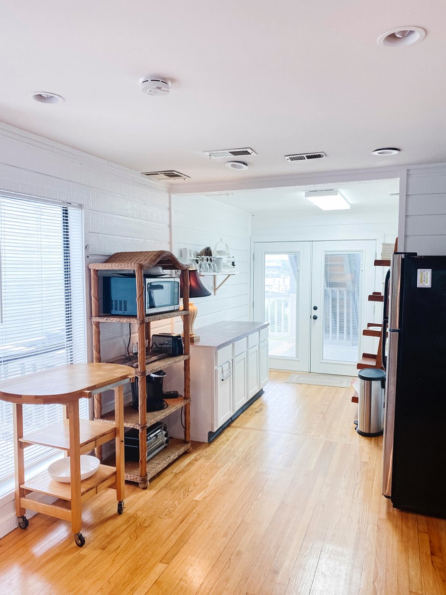 Furnished Finder property 611805_1 photo 13