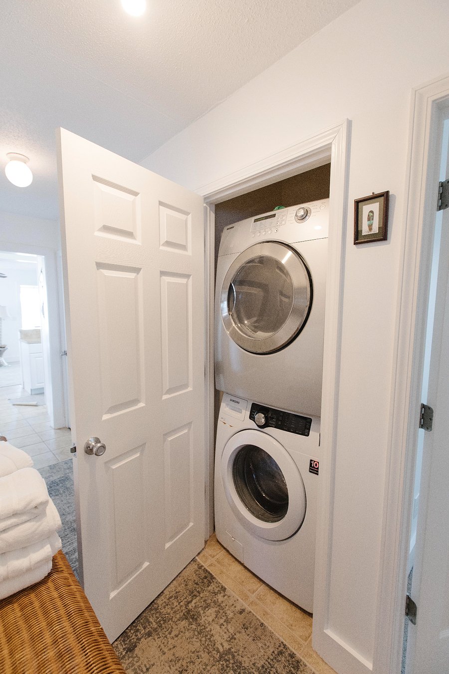 Furnished Finder property 611805_2 photo 25