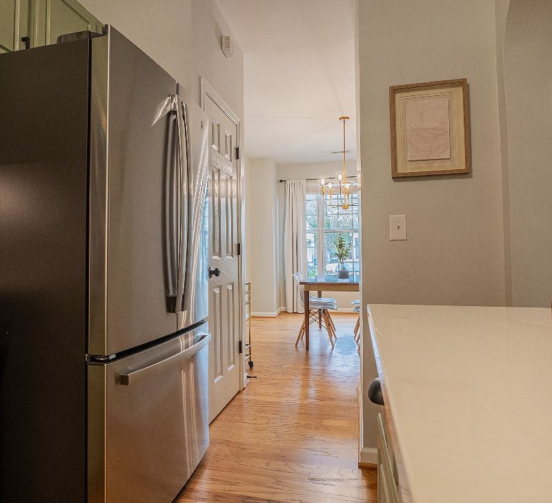 Furnished Finder property 611810_1 photo 4