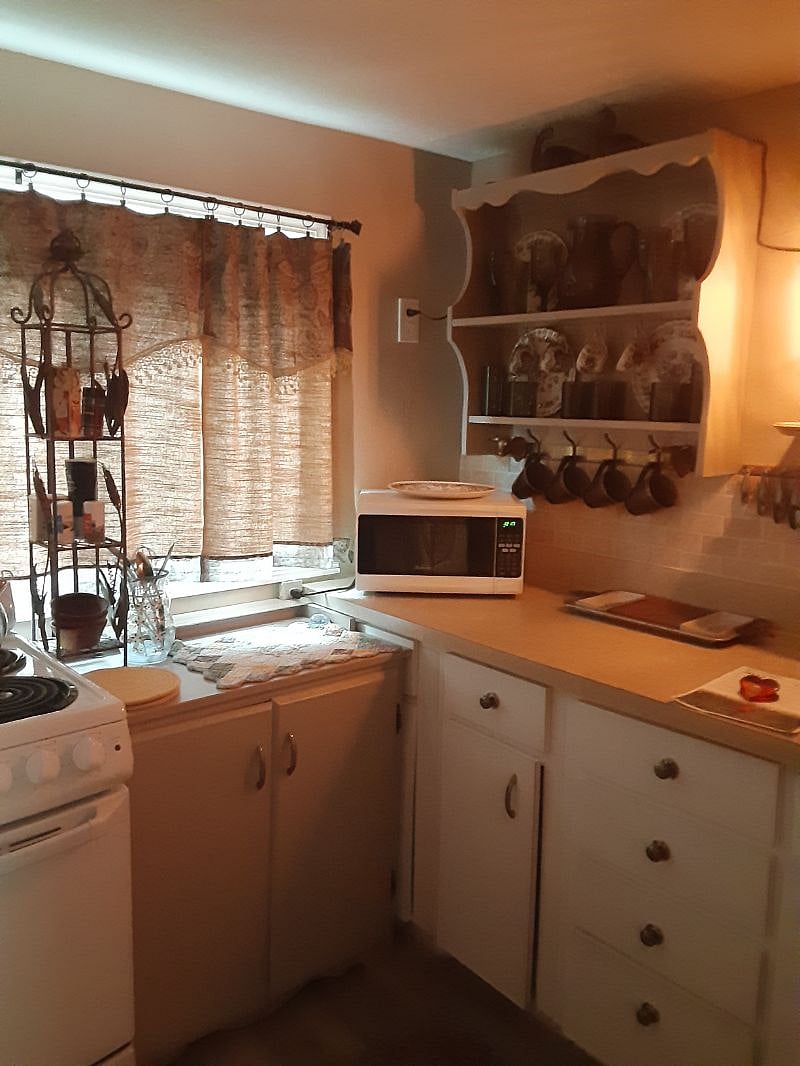 Furnished Finder property 611842_1 photo 8