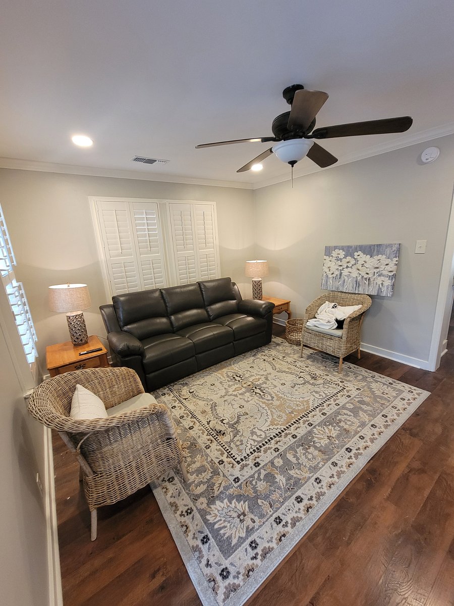 Furnished Finder property 611843_1 photo 3