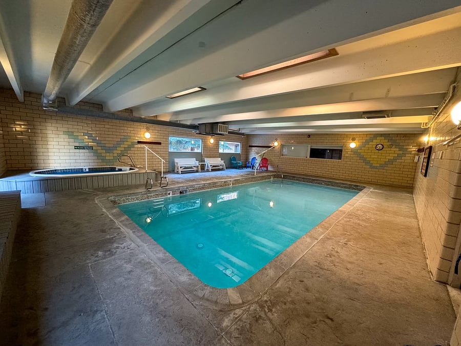 Indoor heated pool and of course a bubbly hot tub! Nice and toasty!