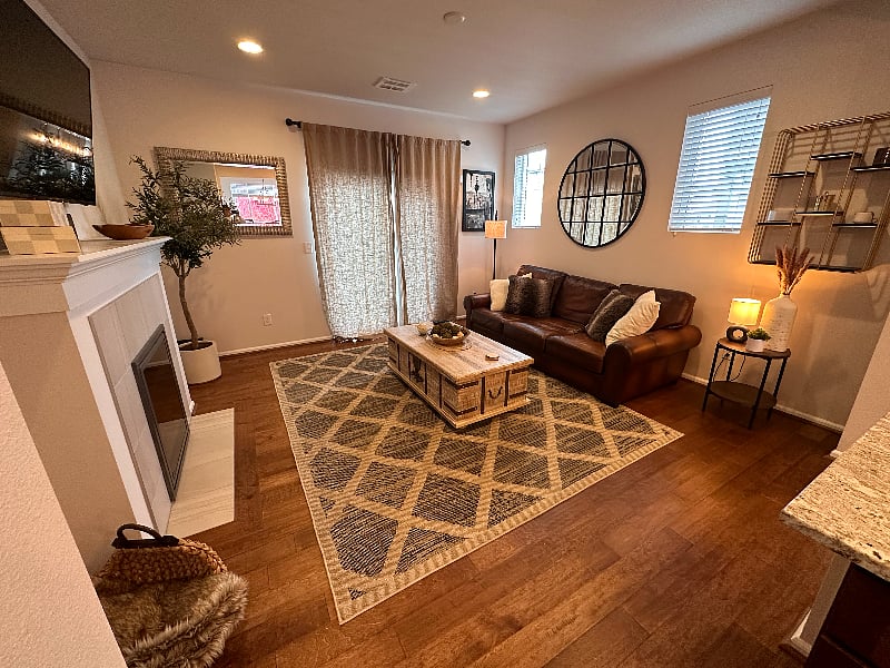 Furnished Finder property 611857_1 photo 3