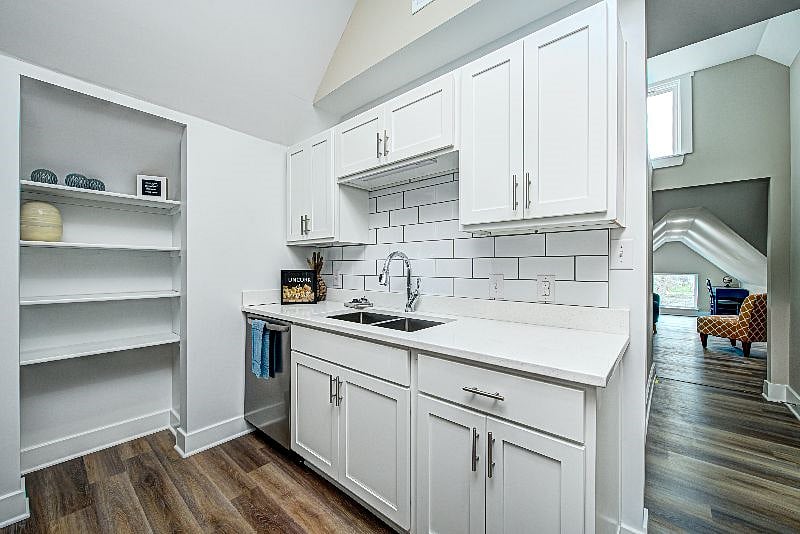 Furnished Finder property 611869_1 photo 5