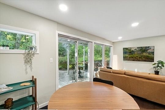 Furnished Finder property 611887_1 photo 9