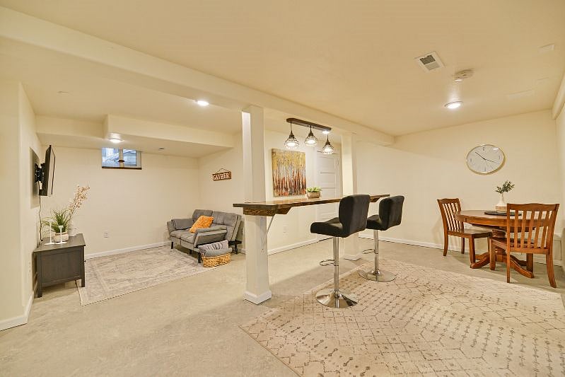 Furnished Finder property 611891_1 photo 4