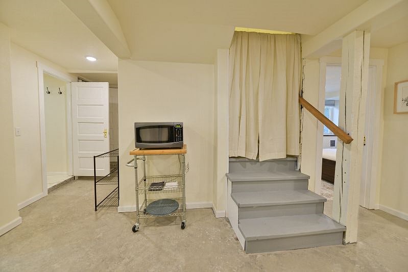 Furnished Finder property 611891_1 photo 8