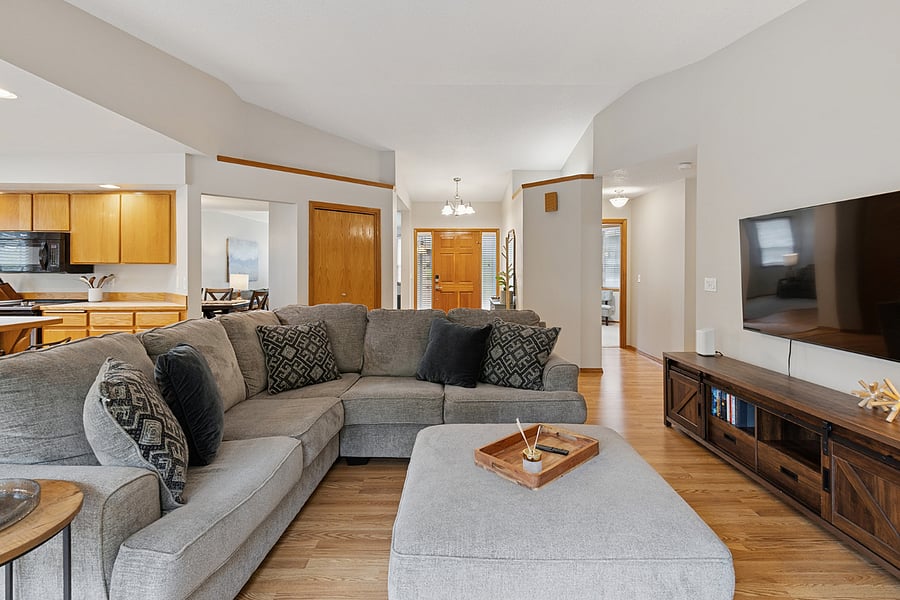 Furnished Finder property 611966_1 photo 12