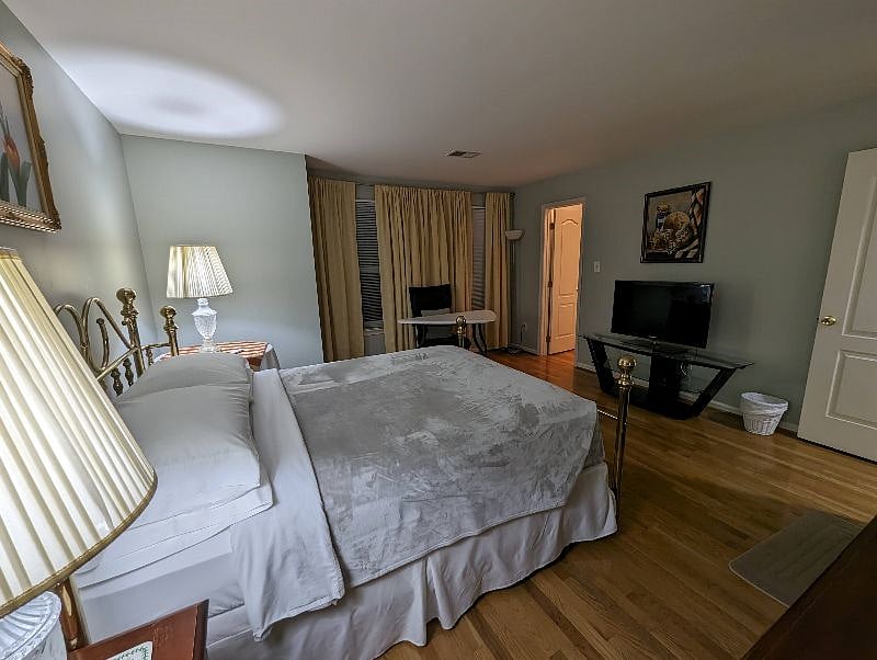 Furnished Finder property 612004_2 photo 5