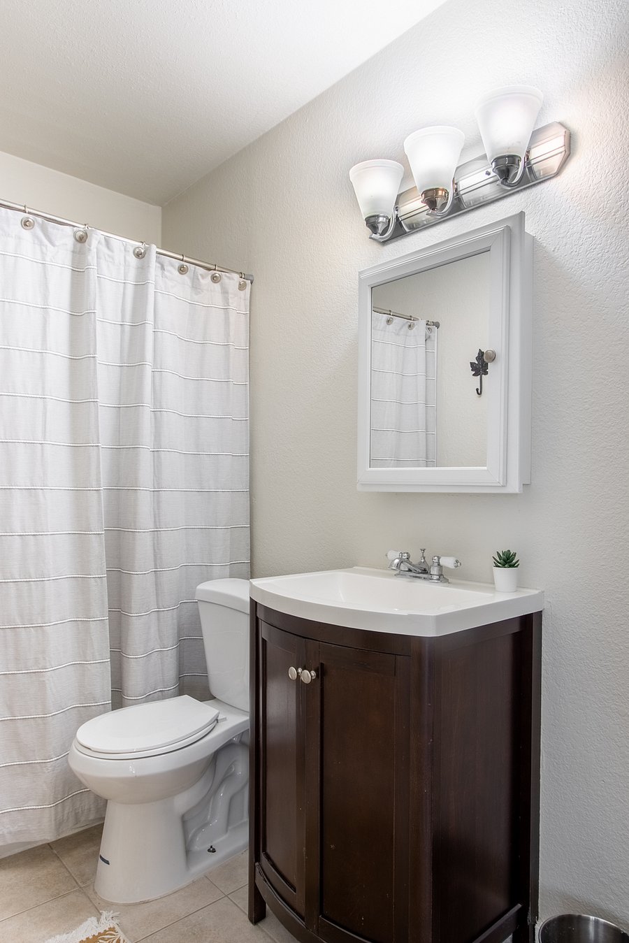 Furnished Finder property 612021_2 photo 18
