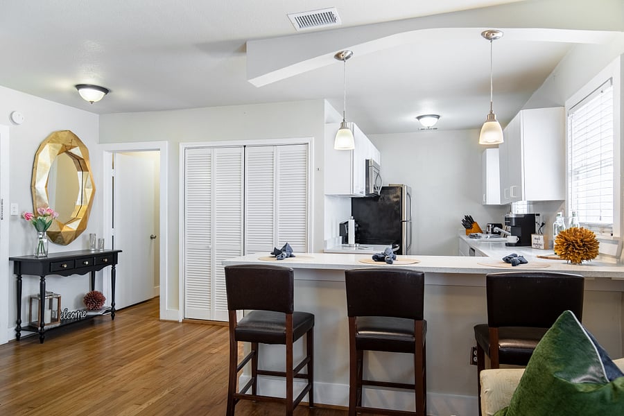 Furnished Finder property 612021_2 photo 9