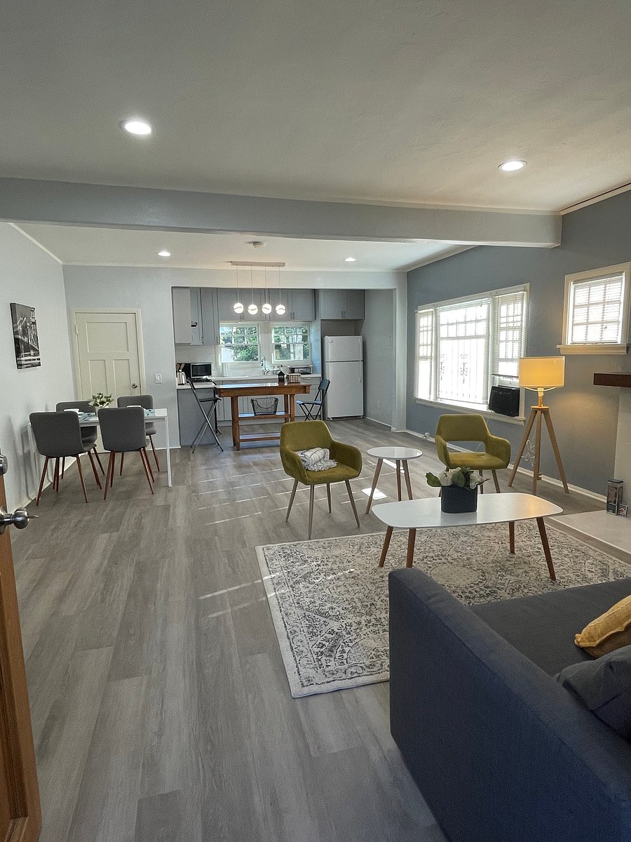 Furnished Finder property 612024_1 photo 12