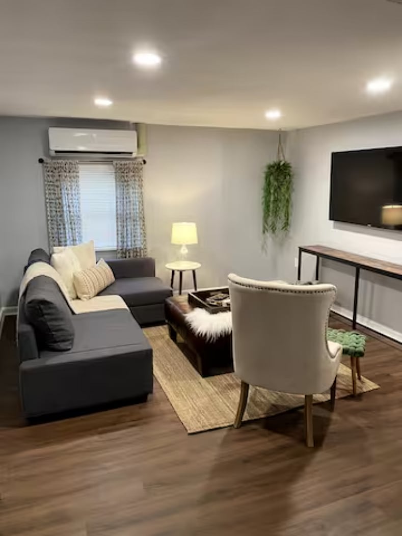 Furnished Finder property 612101_1 photo 8