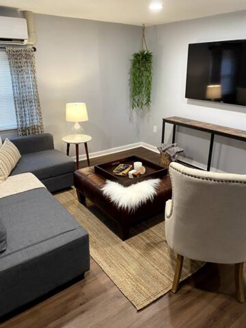 Furnished Finder property 612101_1 photo 9