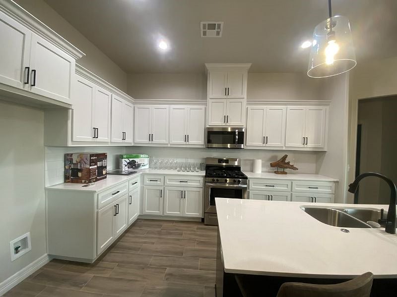 Furnished Finder property 612125_1 photo 5