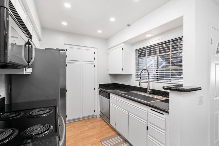 Furnished Finder property 612135_1 photo 4