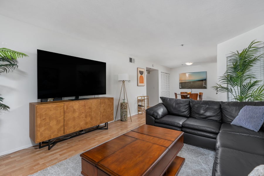 Furnished Finder property 612135_1 photo 11